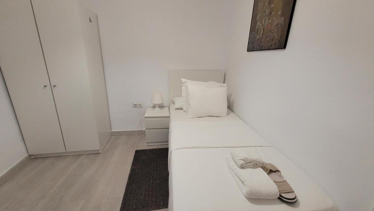 Apartaments B O D Collblanc L’Hospitalet de Llobregat Zewnętrze zdjęcie